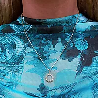 Bilde nummer 2 av Pan Jewelry, Smykke i forgylt sølv med sol og zirkonia