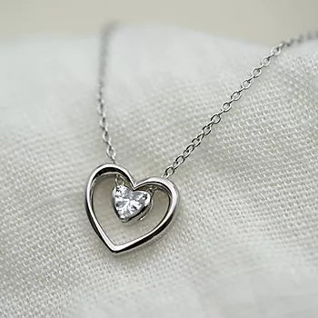 Bilde nummer 2 av Pan Jewelry, Hjerte smykke i sølv med zirkonia