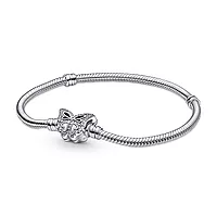 Pandora, Moments armbånd i 925 sølv med sommerfugl