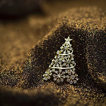 Bilde nummer 2 av Pan Jewelry, Brosje med juletre