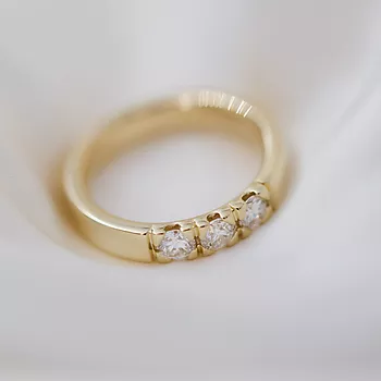 Bilde nummer 2 av Pan Jewelry, Lady alliansering i 585 gult gull med diamanter 0,75 ct