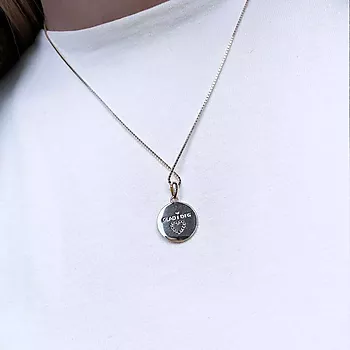 Bilde nummer 3 av Pan Jewelry, Smykke i forgylt 925 sølv med zirkonia og teksten VERDENS BESTE MAMMA