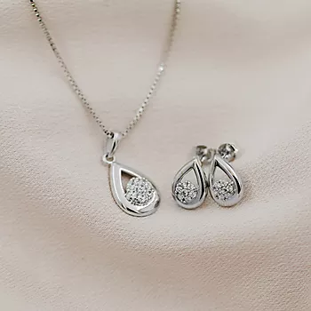 Bilde nummer 2 av Pan Jewelry, Smykkesett i 925 sølv med zirkonia og dråpe