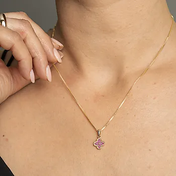 Bilde nummer 3 av Pan Jewelry, Kløver smykke i forgylt 925 sølv med rosa zirkonia