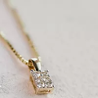 Bilde nummer 4 av Hennie, Smykke i 375 gult gull med diamanter 0,20 ct