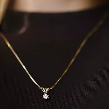 Bilde nummer 2 av Pan Jewelry, Isabella enstens anheng i 585 gult gull med diamant 0,20 ct WSI