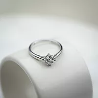 Bilde nummer 3 av Pan Jewelry, Ring i 585 hvitt gull med diamanter 0,20 ct
