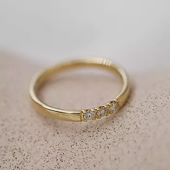 Bilde nummer 4 av Pan Jewelry, Lady alliansering i 585 gult gull med diamant 0,09 ct