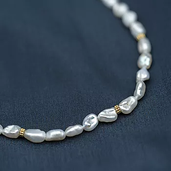 Bilde nummer 3 av Pan Jewelry, Smykke i forgylt 925 sølv med ferskvannsperle
