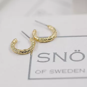 Bilde nummer 2 av Snö of Sweden Judy, Smykkesett med armbånd og to par øredobber i forgylt messing