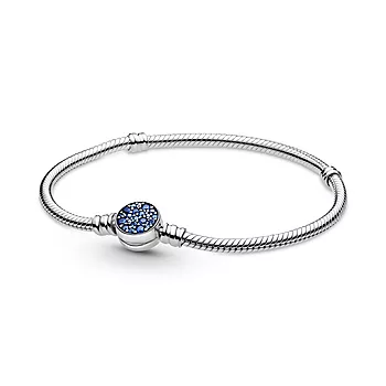 Pandora, Moments armbånd i 925 sølv med blå zirkoner