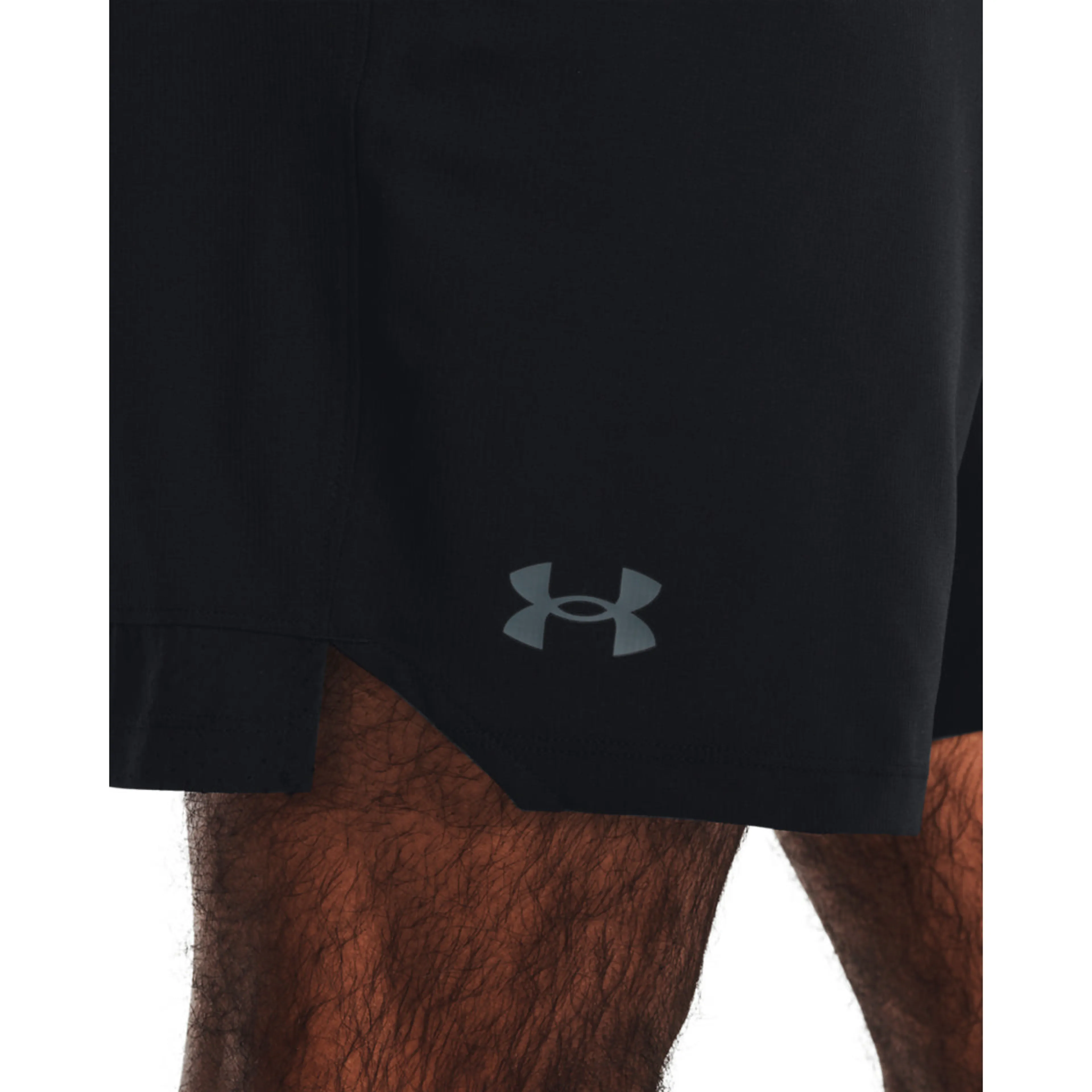 UA Vanish Woven 6in Shorts