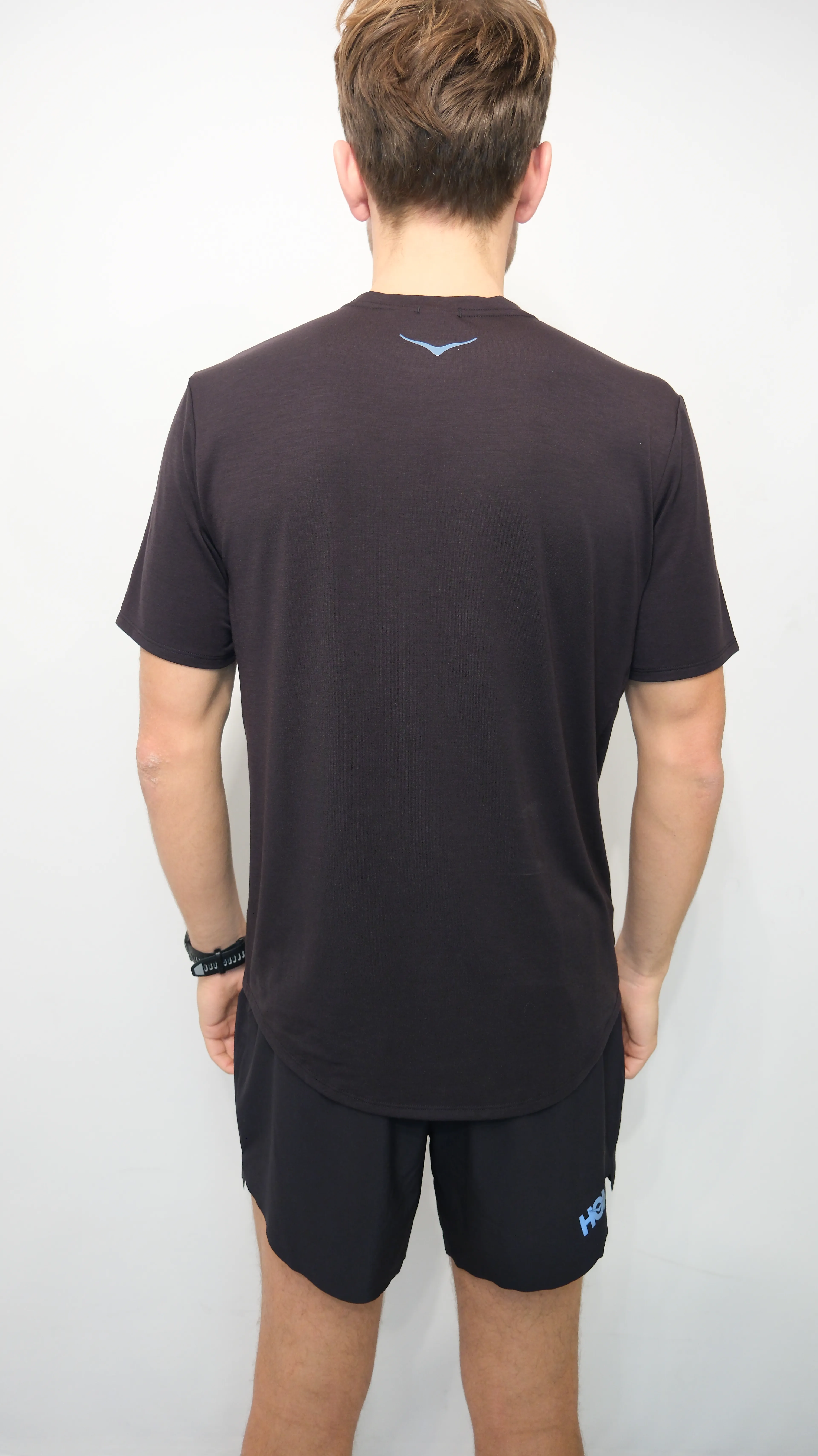 M HOKA ESSENTIAL TEE