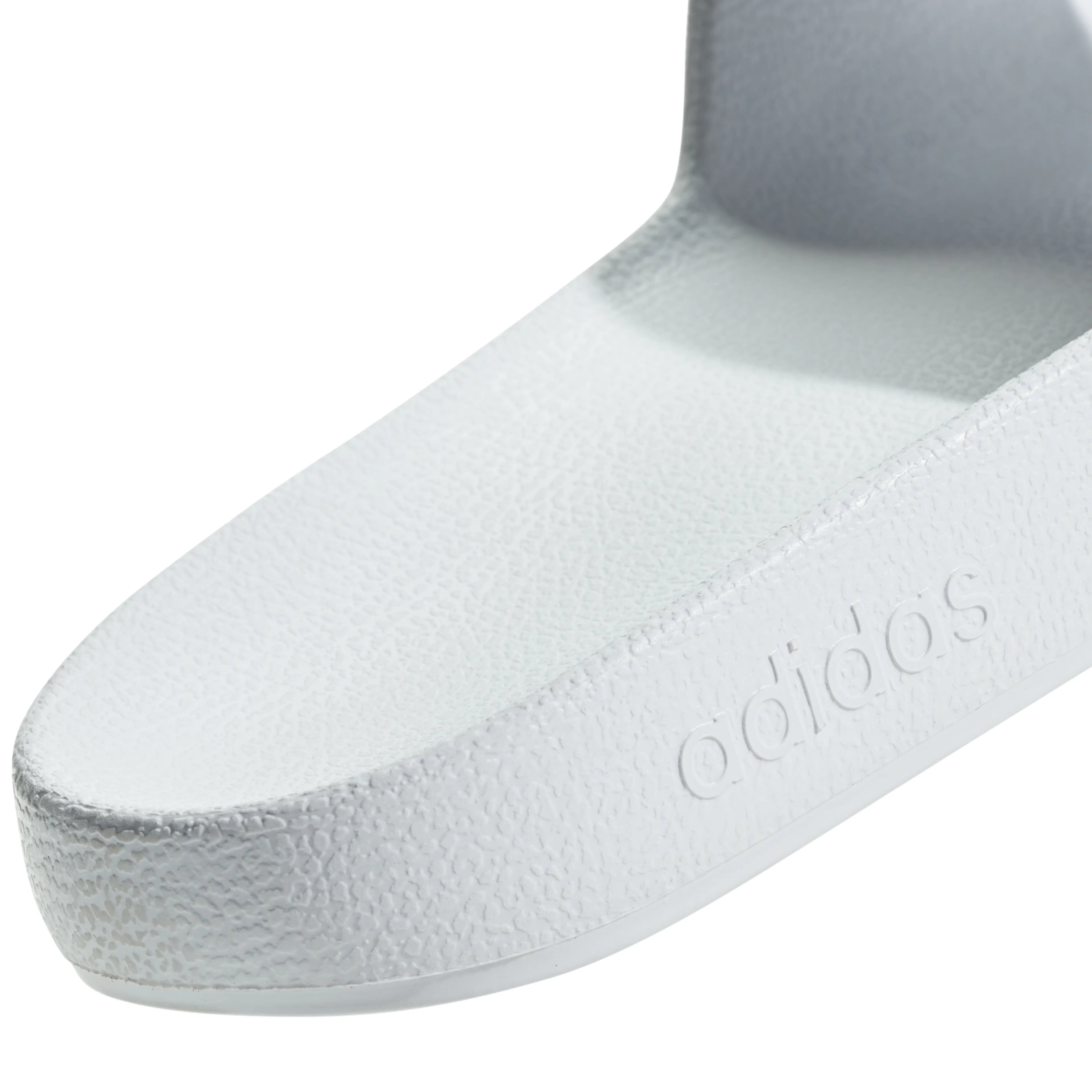 ADILETTE AQUA