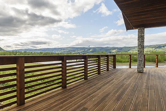 Terrassebord royalimpregnert brun furu rillet 28x145 mm