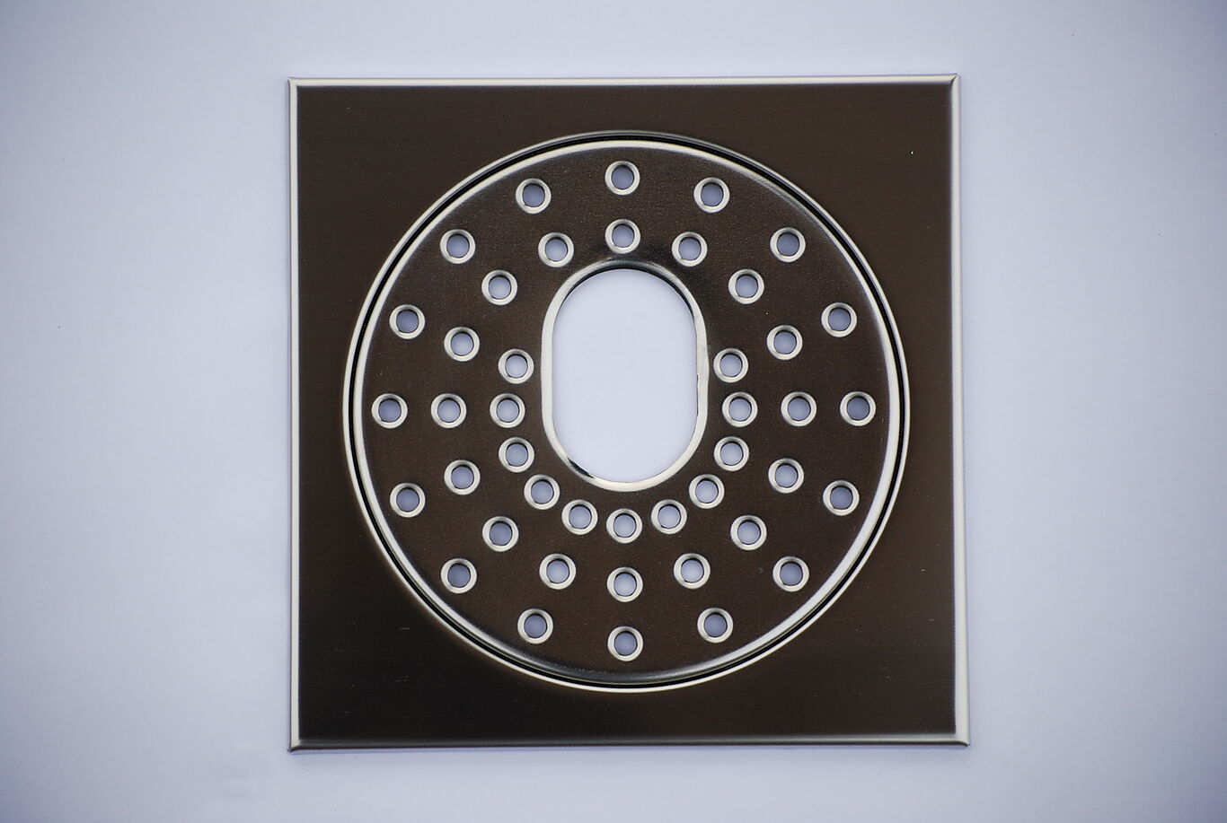 Rund rist m/ramme og utsparing 200x200x6mm 1