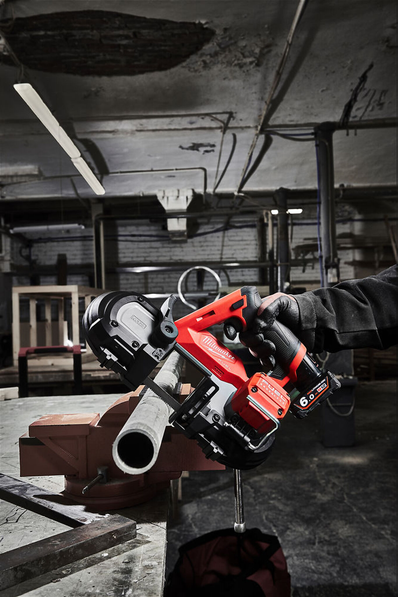 Milwaukee Milwaukee M12 Båndsag FBS64-0C 2