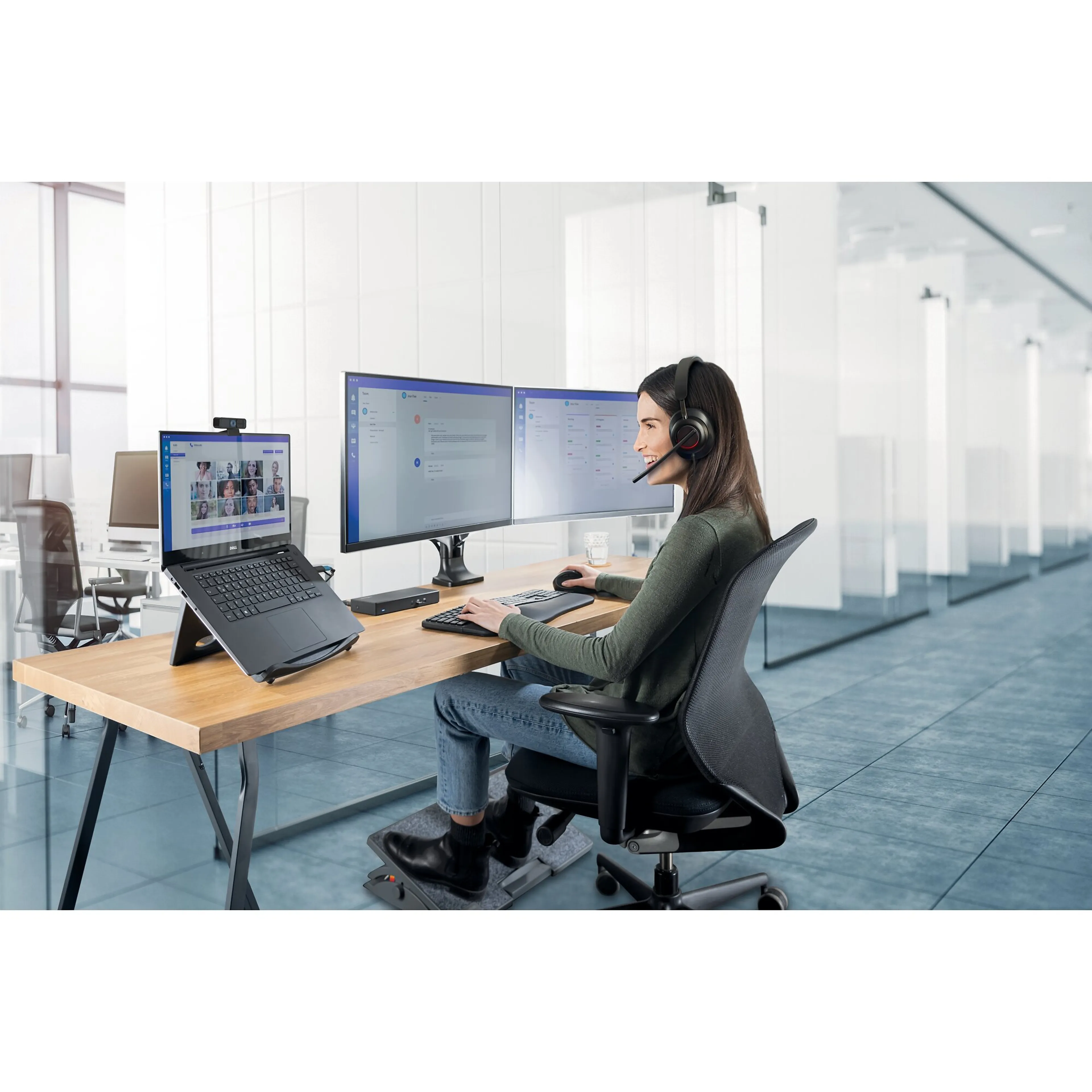 Kensington SmartFit Easy Riser EQ laptop cooling stand zwart