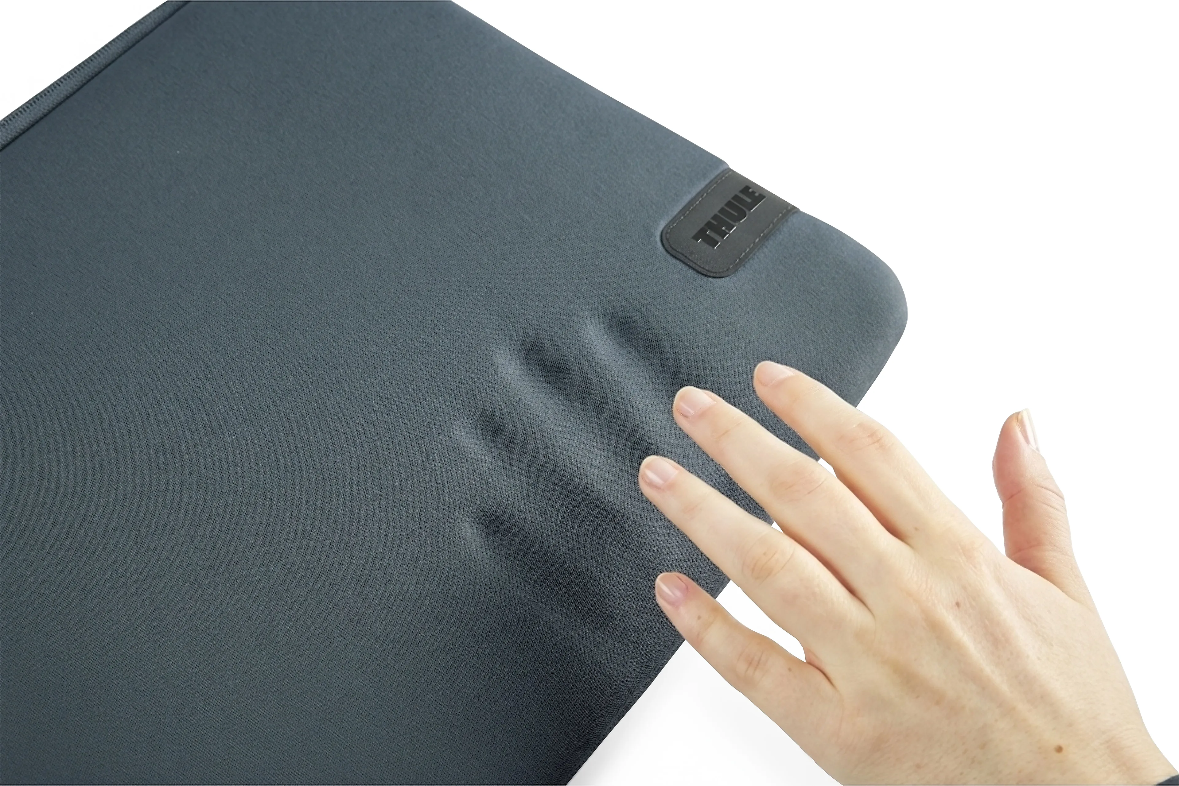 Thule Koya Sleeve PC / Apple MacBook Air 13" - darkest blue