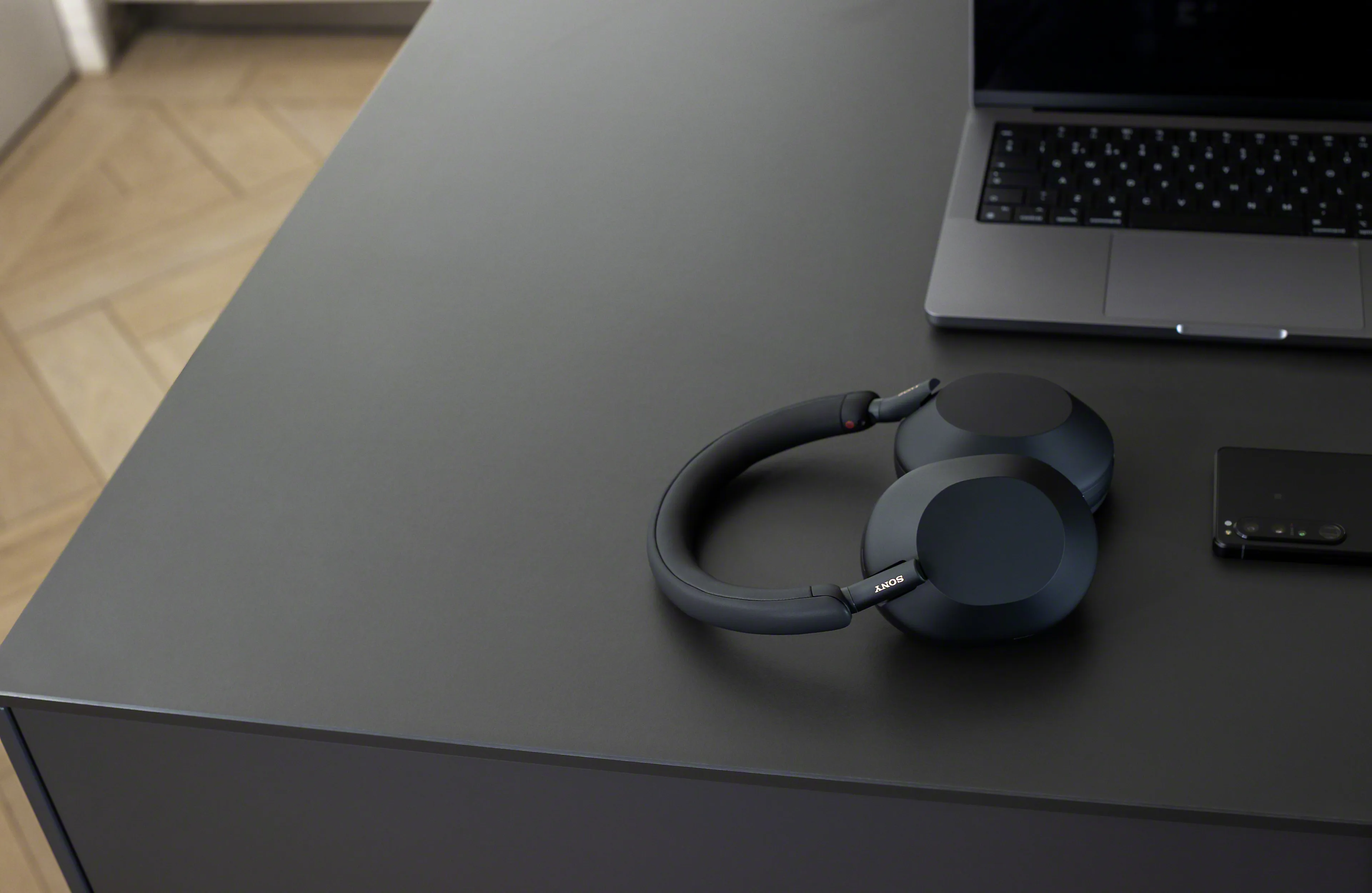 Sony WH-1000XM5 draadloze bluetooth hoofdtelefoon - noise cancelling - 30 uur batterij - zwart